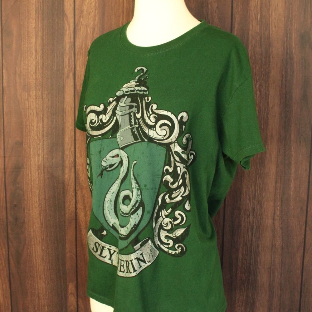 Harry Potter Shop at Platform 9 3/4 Official T shirt, Size M Slytherin Green - Picture 7 of 10